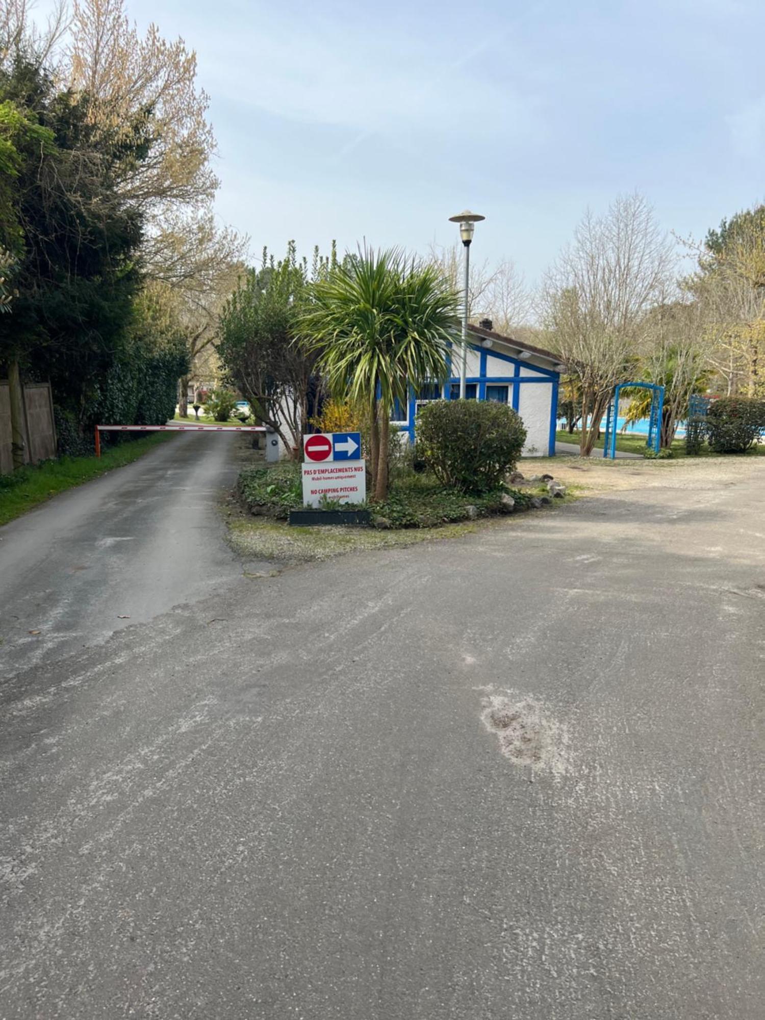 L'Oree Des Landes Onesse-et-Laharie ภายนอก รูปภาพ